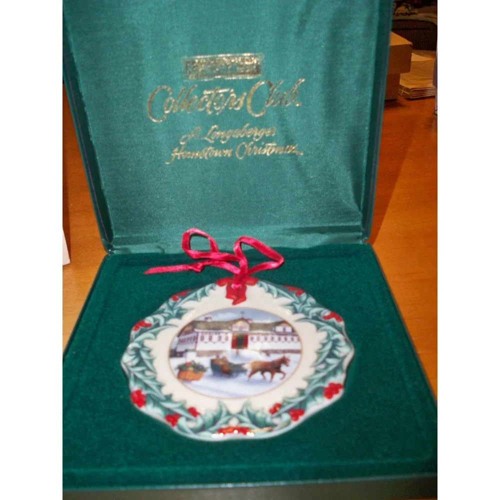 Longaberger 1999 Collectors Club Christmas Ornament Riding‎ Through The Snow
